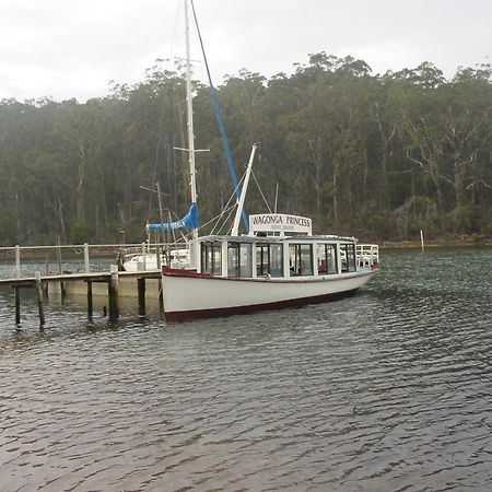 Anchors Aweigh - Adult Guests Only Hotell Narooma Exteriör bild