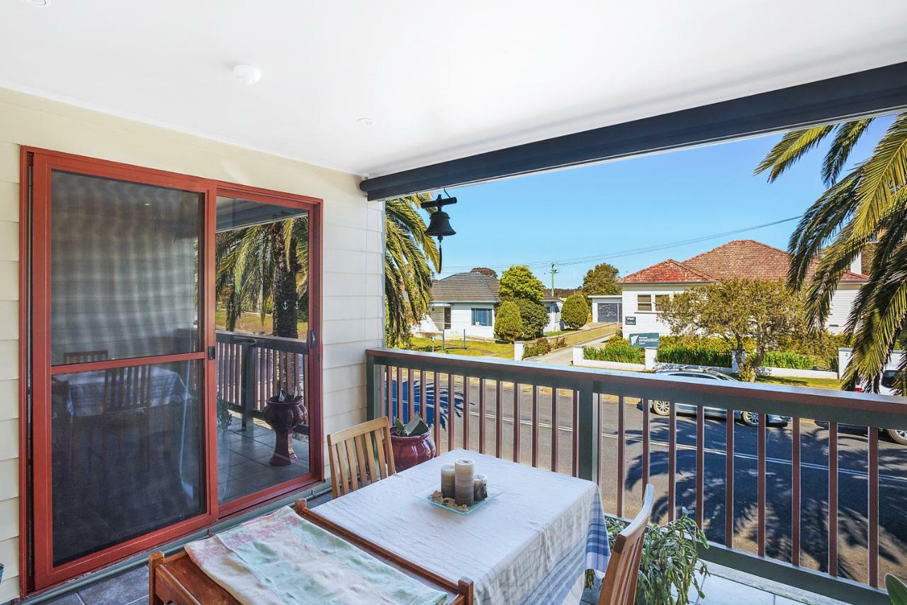 Anchors Aweigh - Adult Guests Only Hotell Narooma Exteriör bild