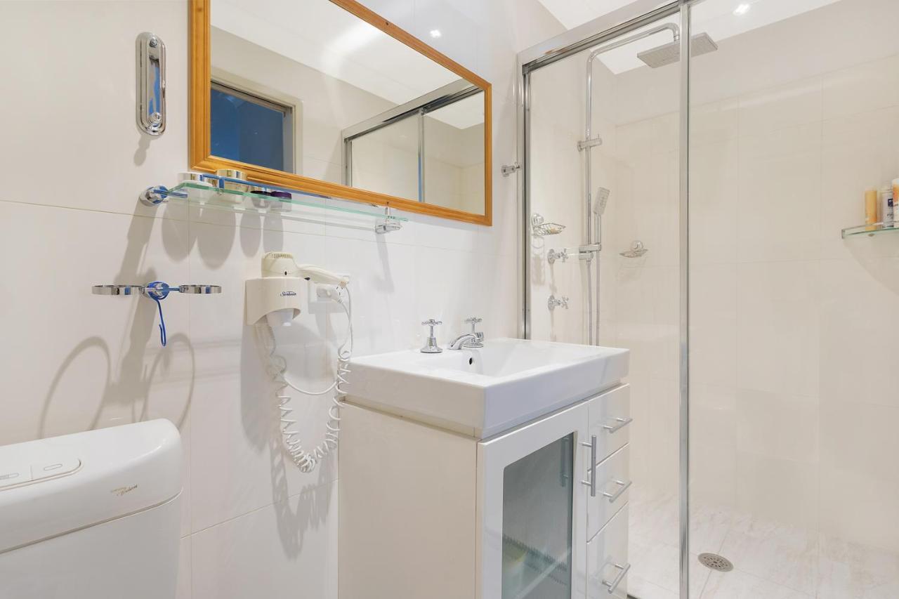 Anchors Aweigh - Adult Guests Only Hotell Narooma Exteriör bild